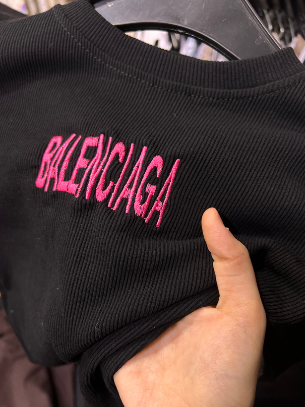 کراپ استین بلند Balenciaga